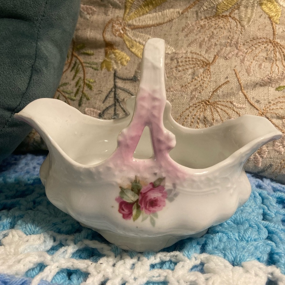 Vintage Pink & White Basket Trinket Dish